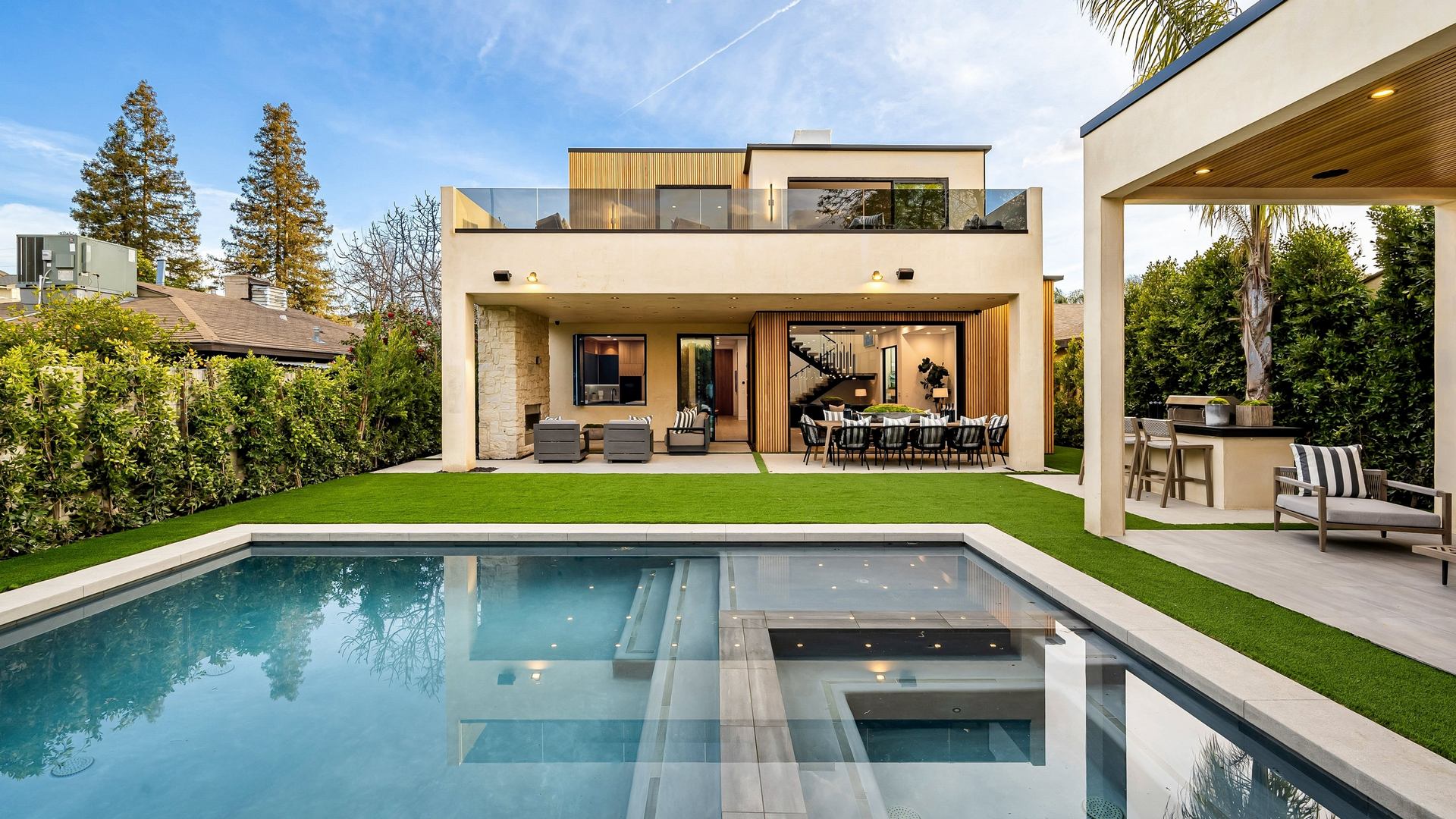 Modern Luxury House Remodeling